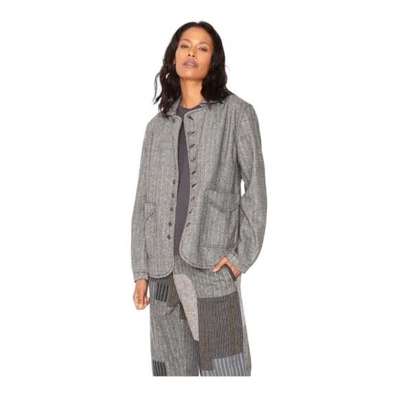 Sandrine Rose Gray Empire Wool Blend Button Front
Jacket NWT - Picture 6 of 6